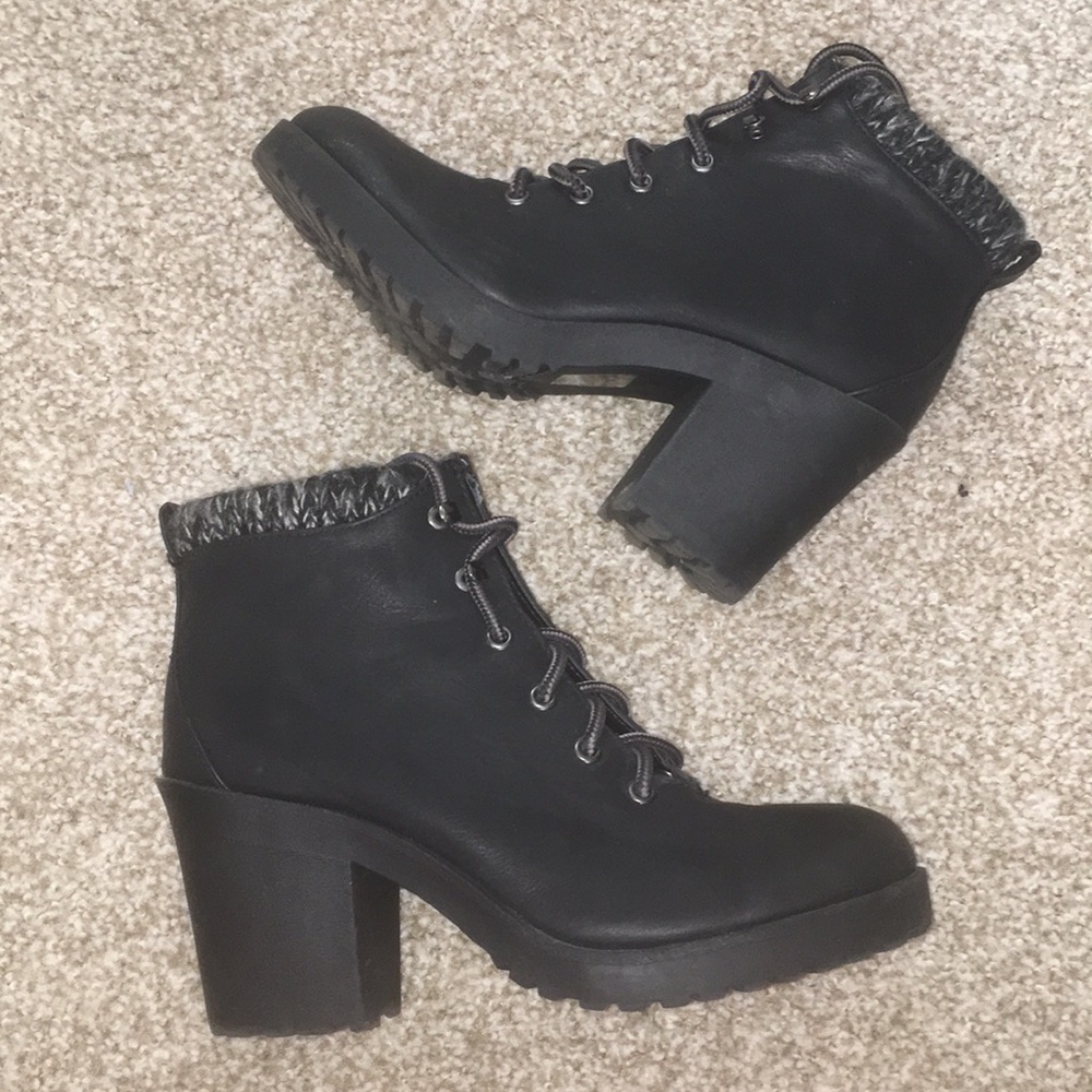 Lined black booties